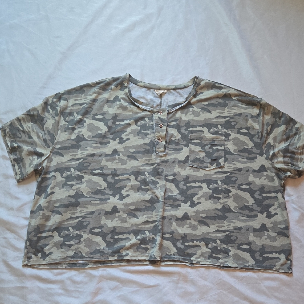 Camo Short Sleeve Tee